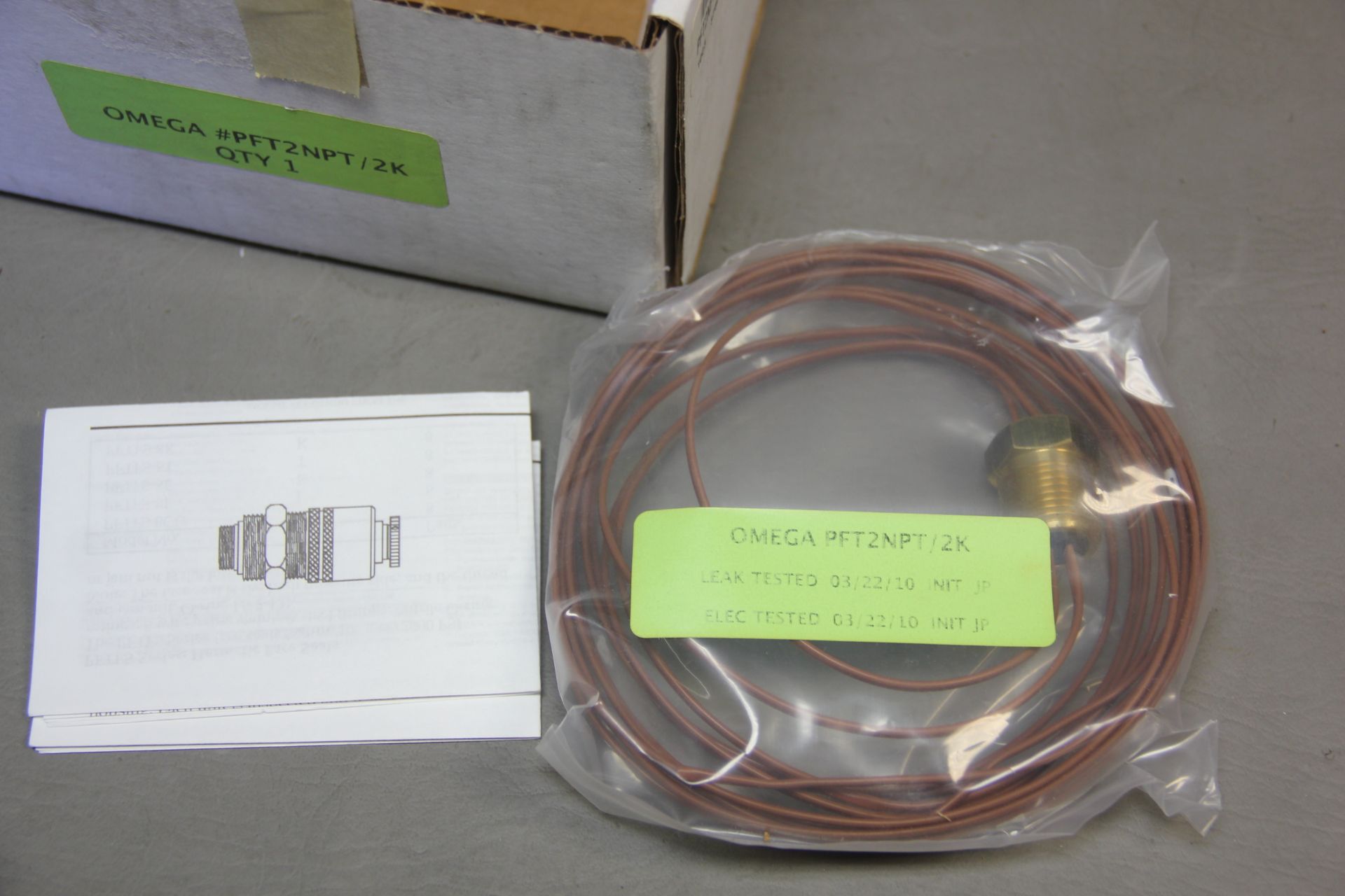 NEW OMEGA THERMOCOUPLE PRESSURE FEEDTHROUGH - Image 2 of 2