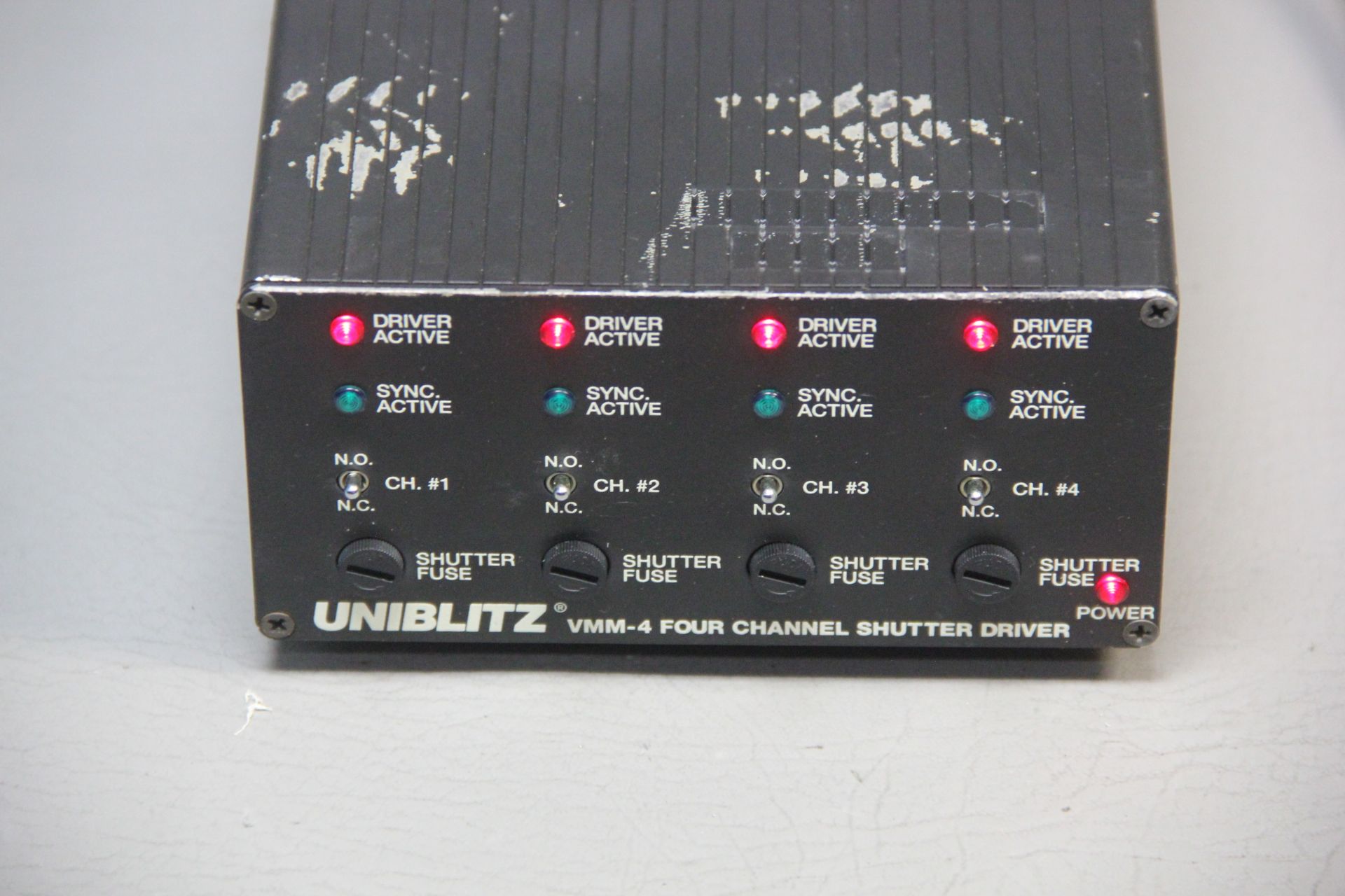 UNIBLITZ 4 CHANNEL SHUTTER DRIVER - Image 2 of 3