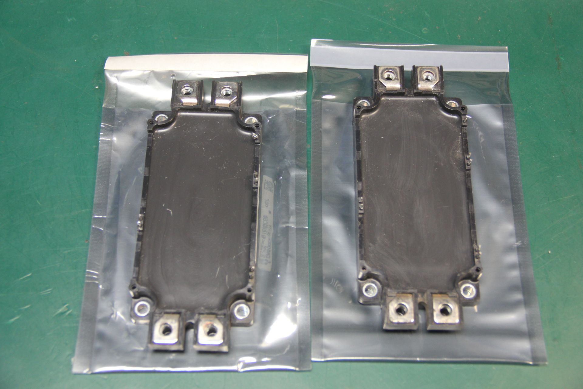 2 MITSUBISHI IGBT MODULES