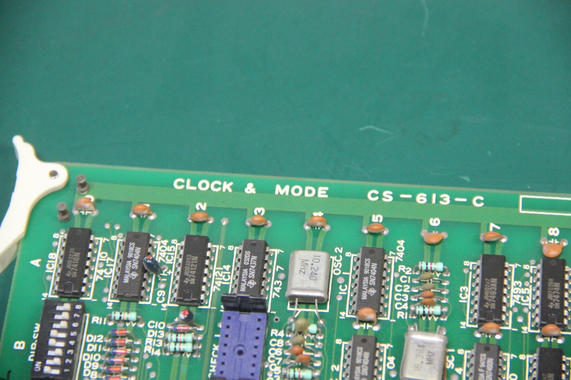 KEL CLOCK & MODE CIRCUIT BOARD - Image 2 of 4