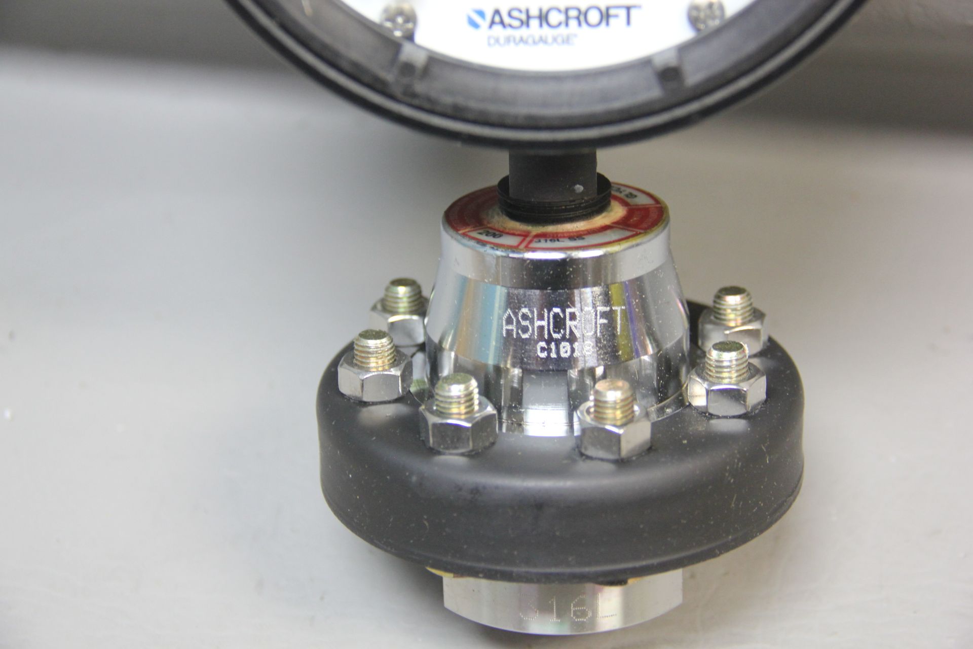 NEW ASHCROFT PRESSURE GAUGE WITH SS DIAPHRAGM - Image 4 of 6