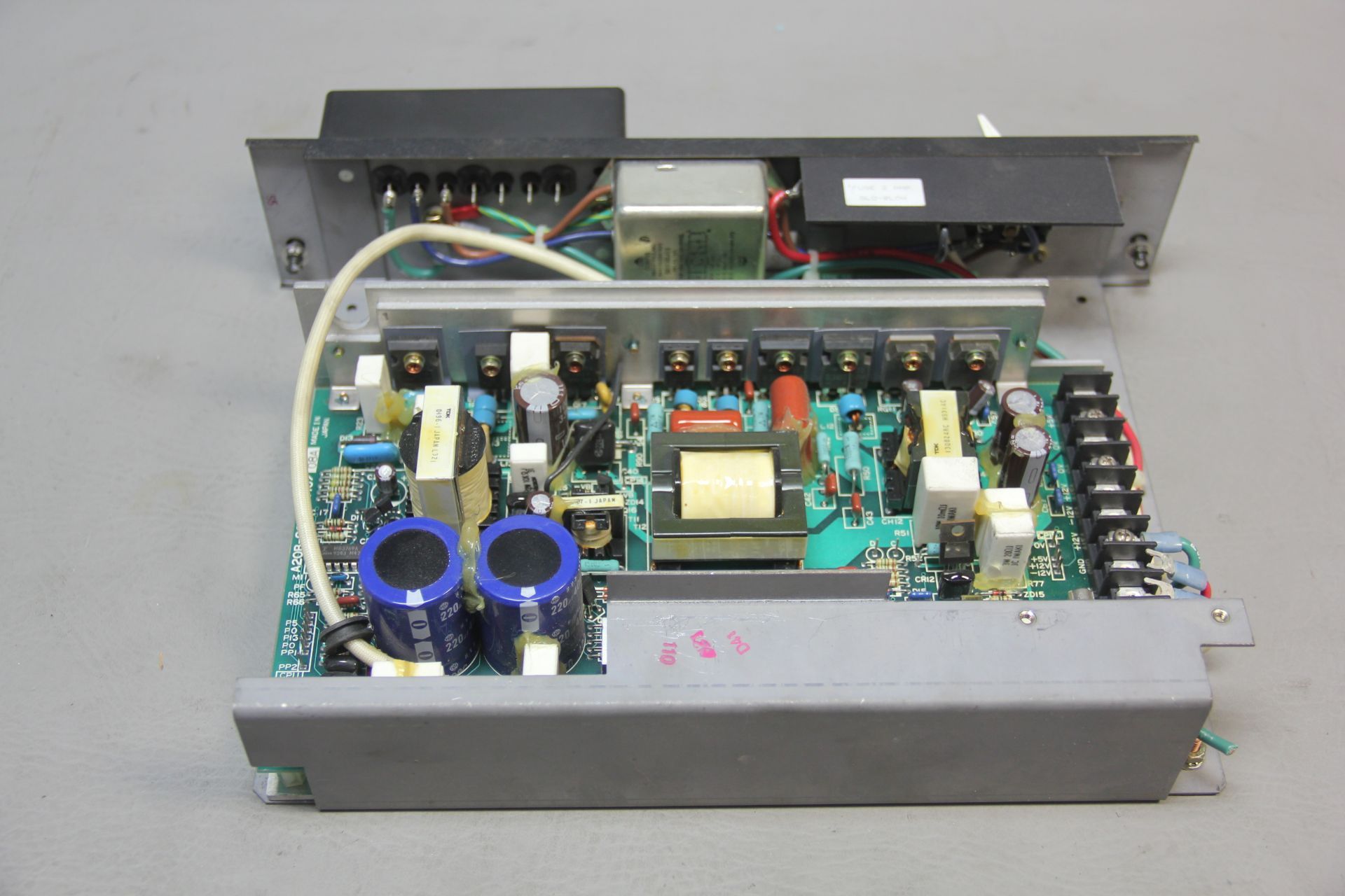 GE FANUC SERIES SIX PLC POWER SUPPLY - Image 2 of 4