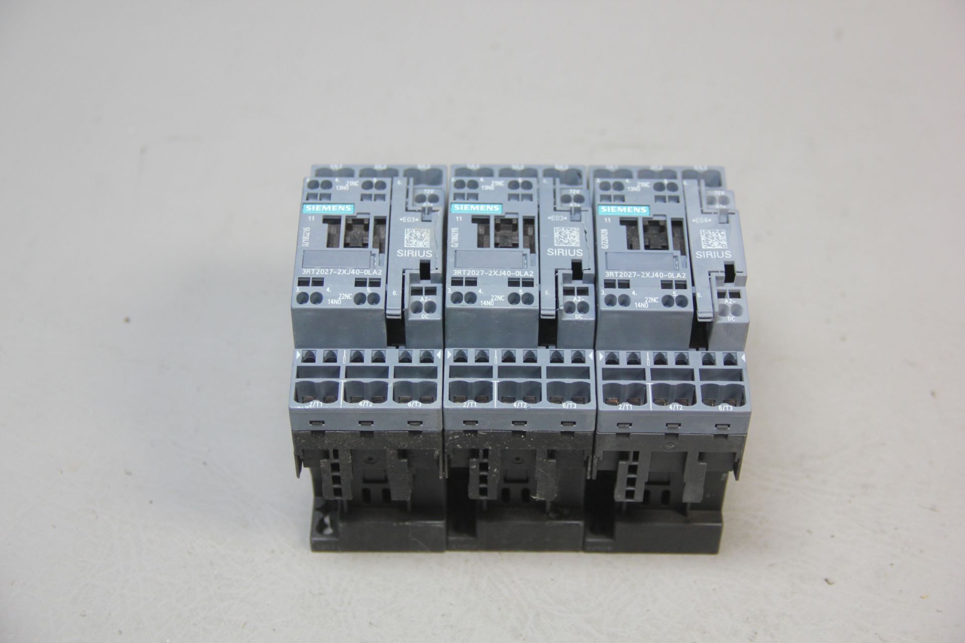 3 SIEMENS SIRIUS CONTACTORS