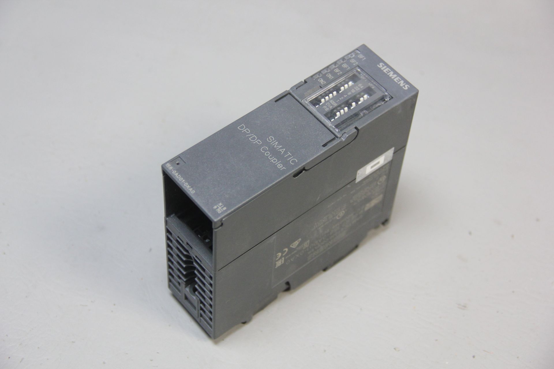 SIEMENS SIMATIC ET200 COUPLER MODULE