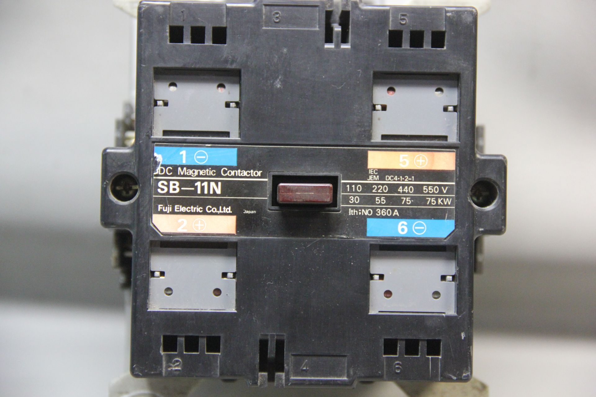 FUJI DC MAGNETIC CONTACTOR - Image 5 of 5