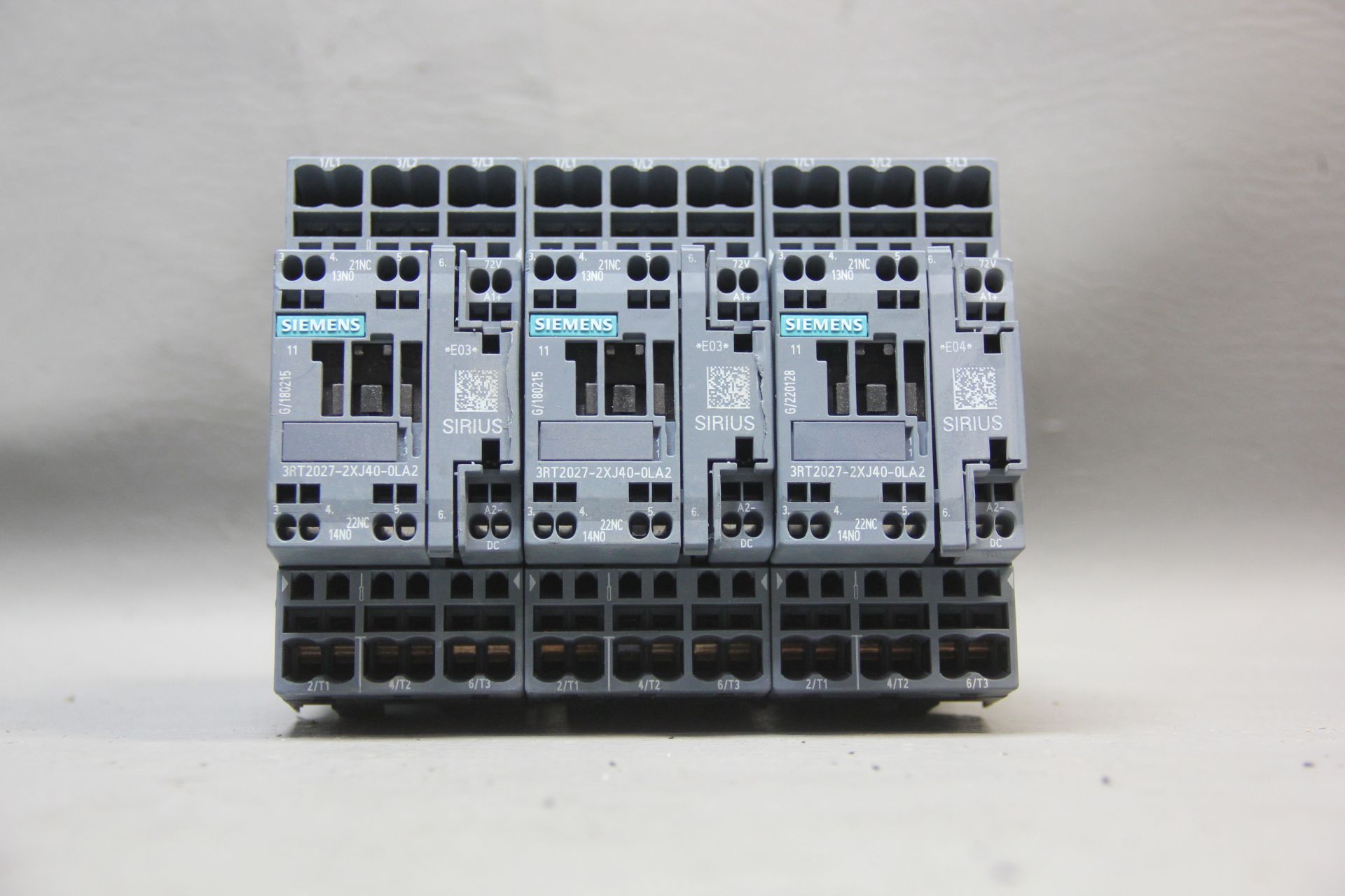 3 SIEMENS SIRIUS CONTACTORS - Image 2 of 2