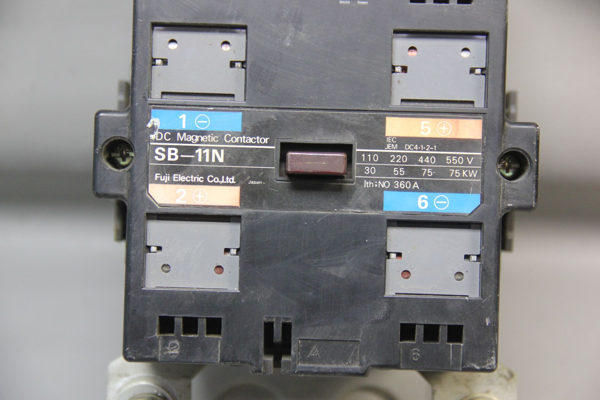 FUJI DC MAGNETIC CONTACTOR - Image 4 of 5