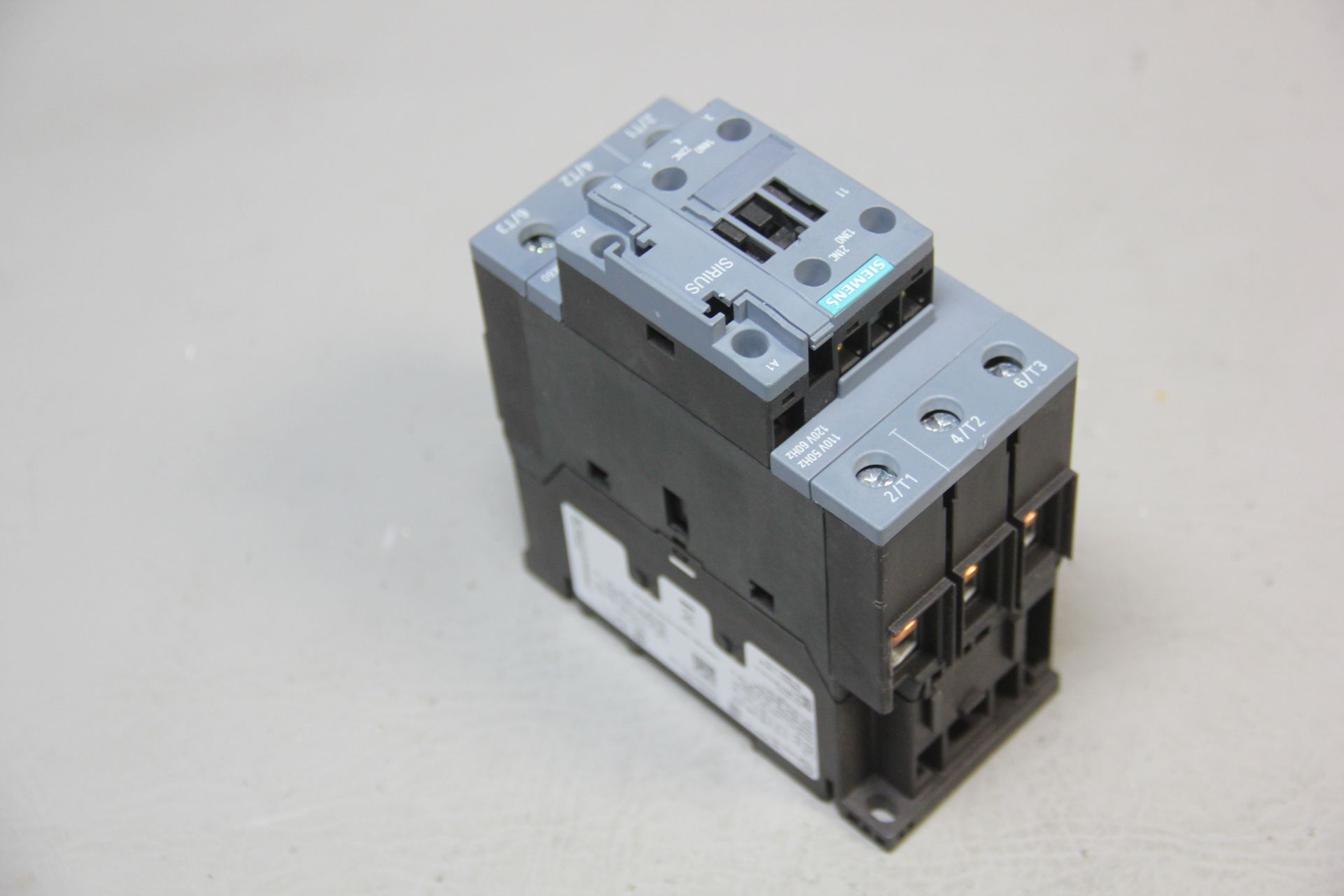 UNUSED SIEMENS POWER CONTACTOR - Image 2 of 4