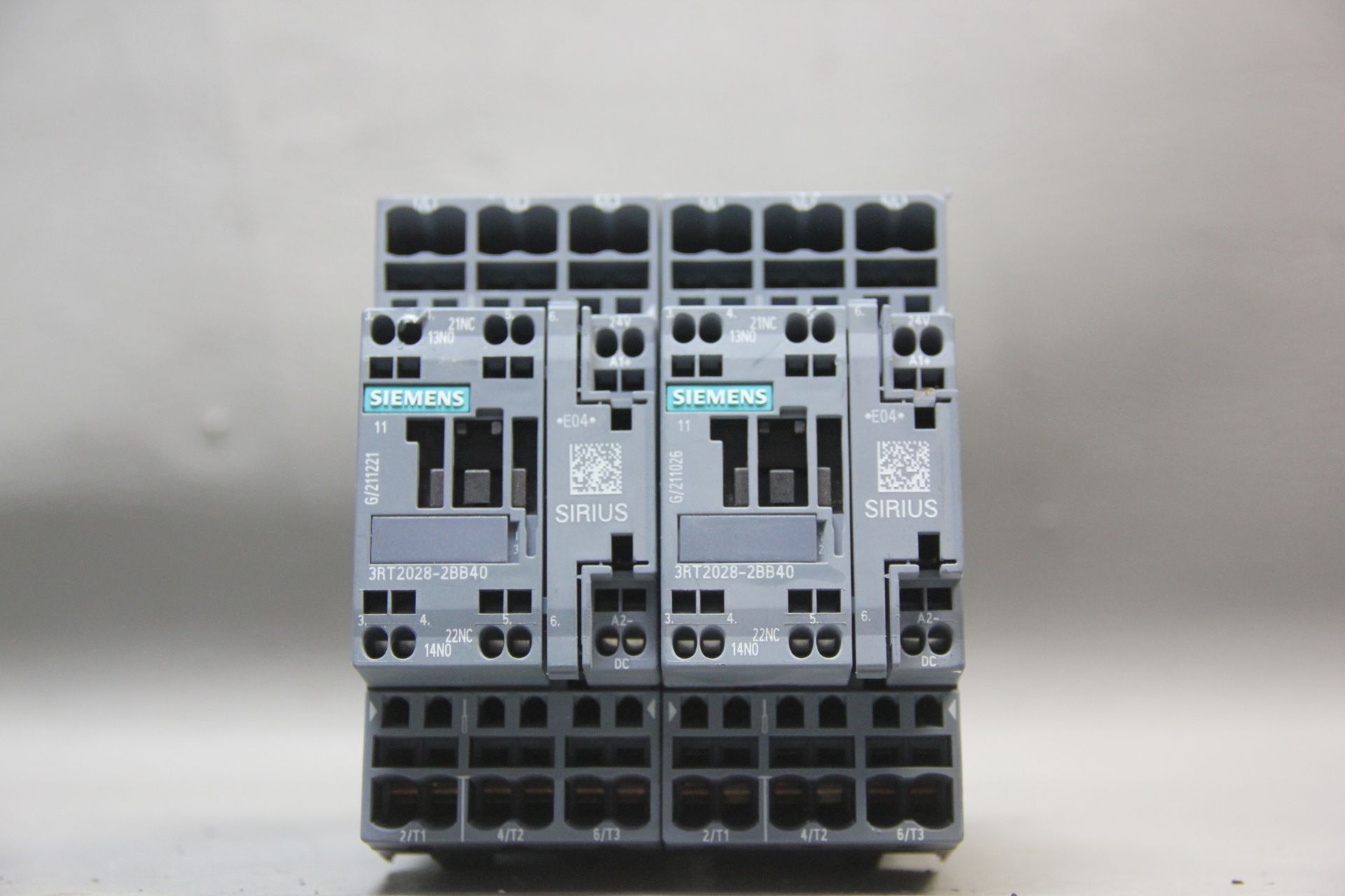 2 SIEMENS SIRIUS CONTACTOR - Image 2 of 2