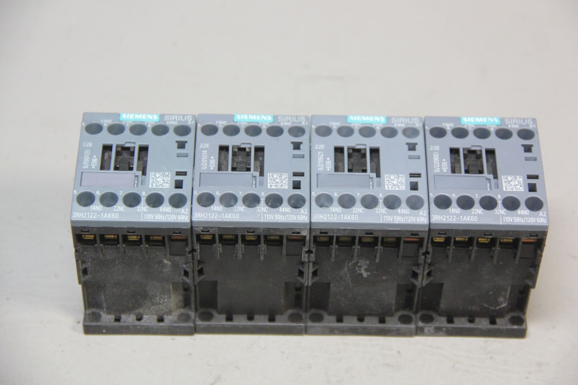 4 SIEMENS SIRIUS CONTACTORS