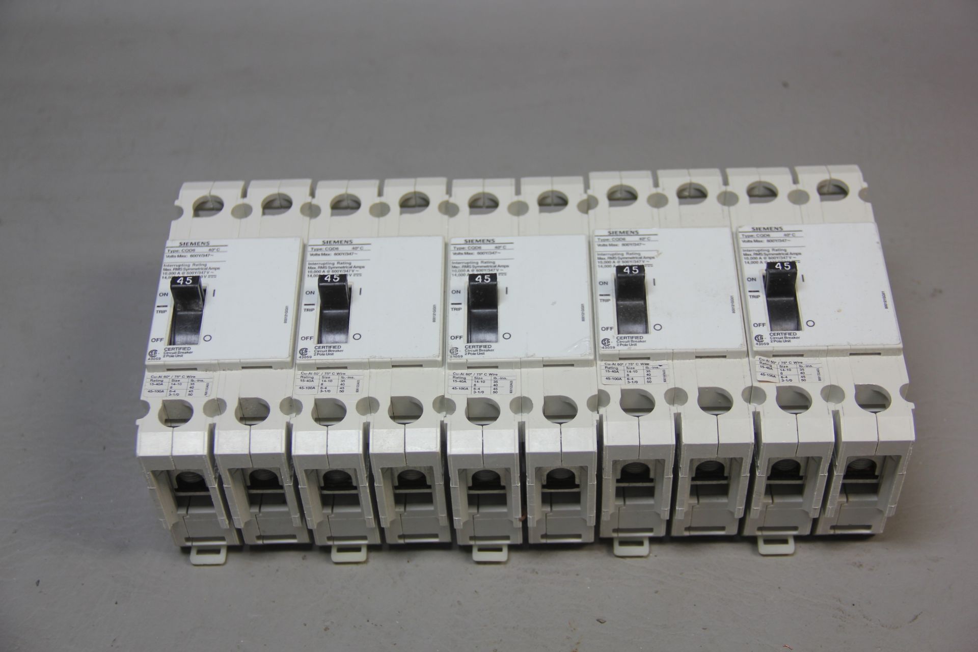 LOT OF 5 SIEMENS 45A CIRCUIT BREAKERS