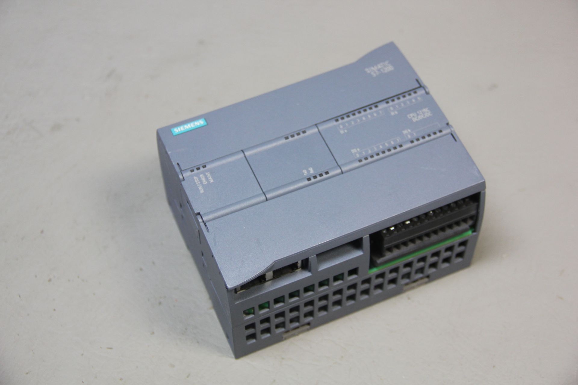 SIEMENS SIMATIC S7-1200 CPU