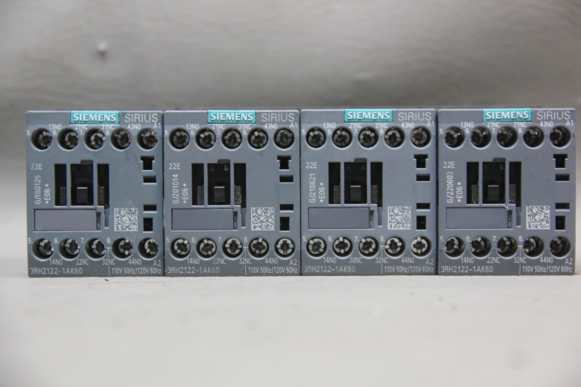 4 SIEMENS SIRIUS CONTACTORS - Image 2 of 2