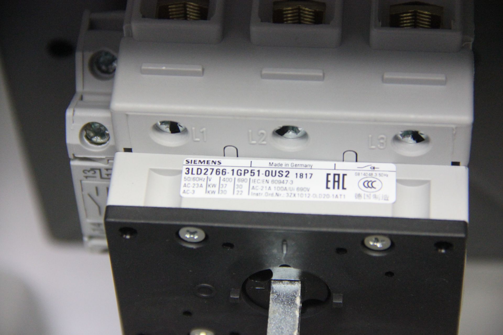 SIEMENS MAIN SWITCH DISCONNECTOR - Image 6 of 7