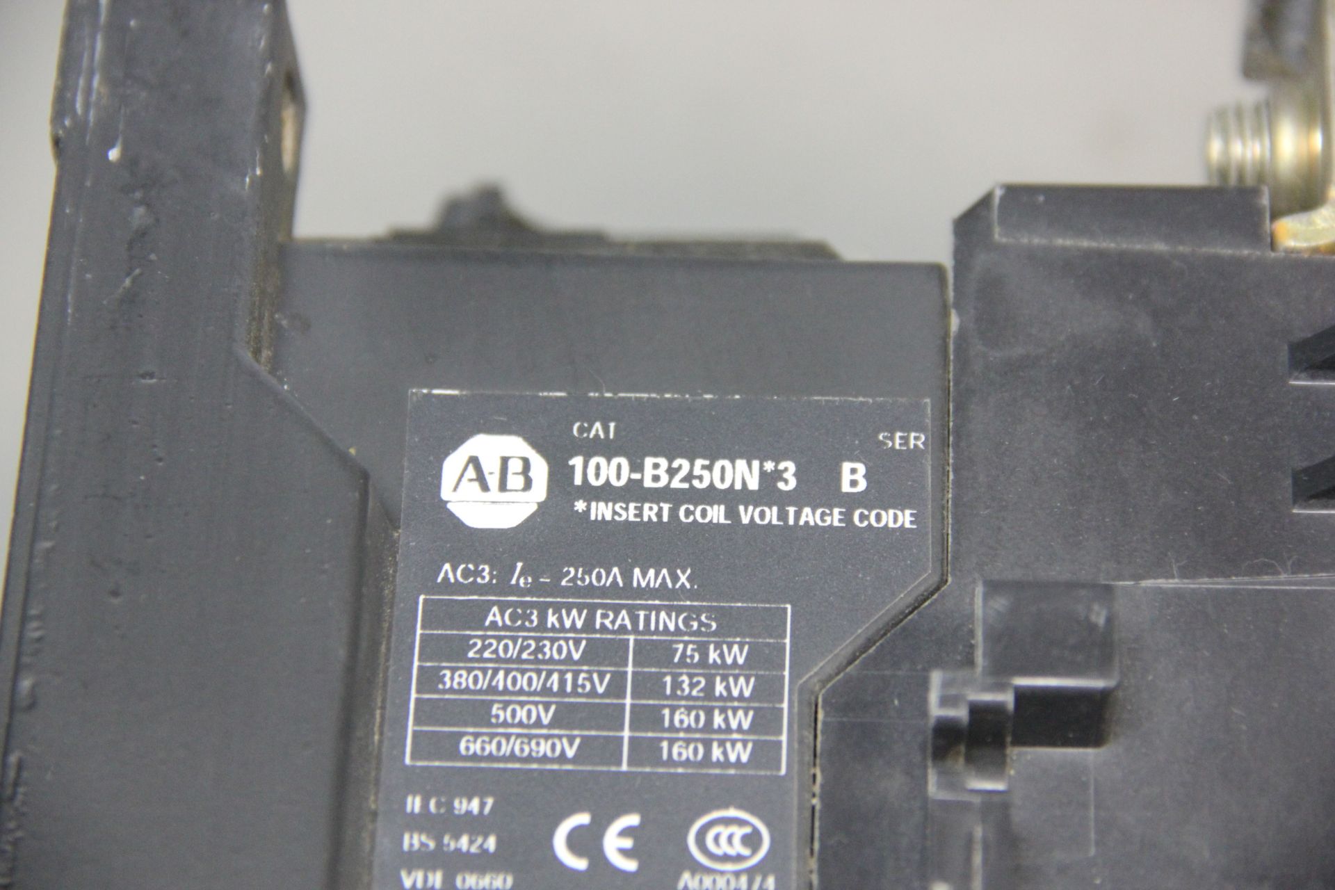 ALLEN BRADLEY 250A CONTACTOR - Image 6 of 7