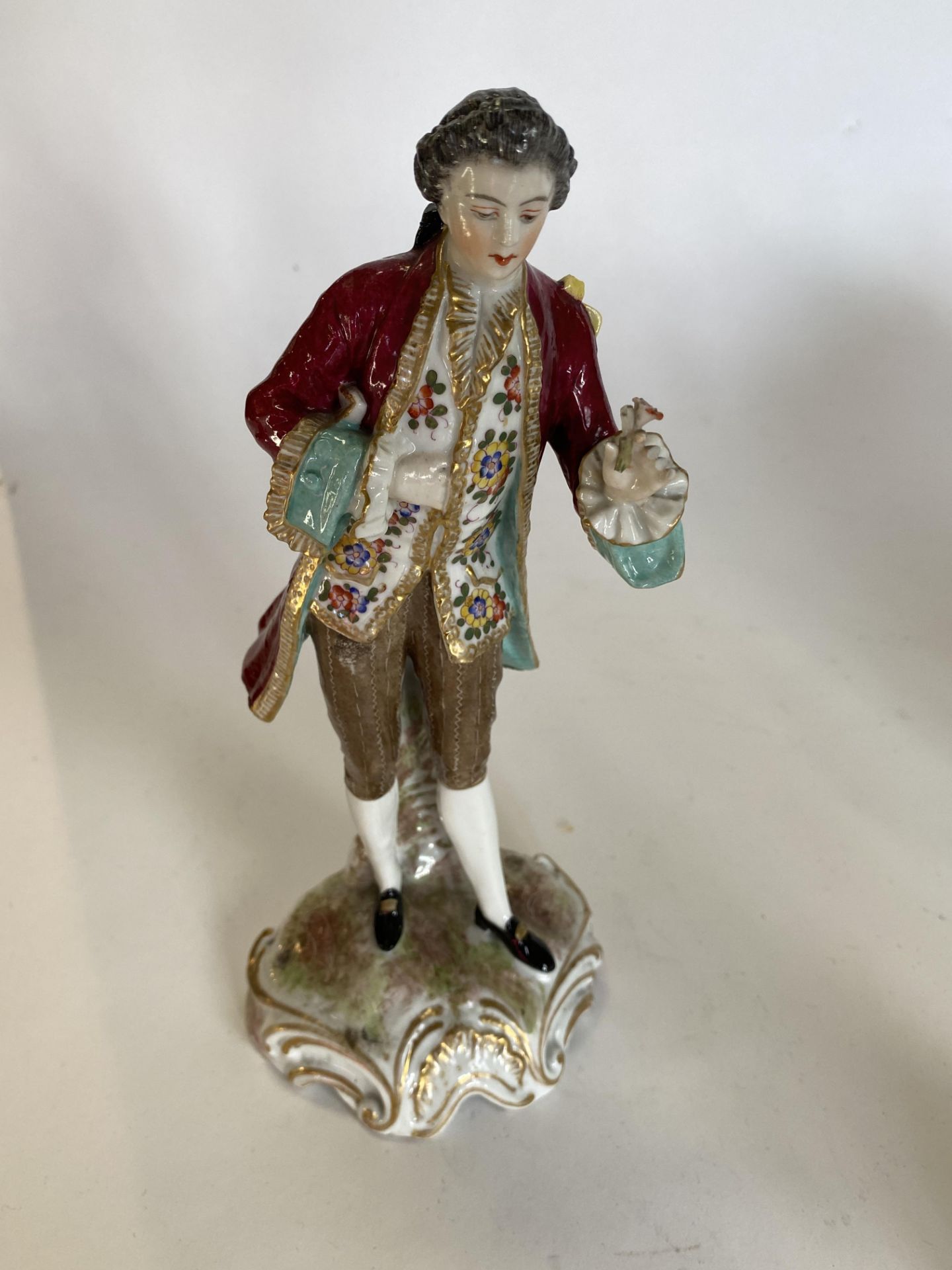 A 19th century Nymphenberg tureen, two other continental porcelain dishes and a pair of figures - Image 25 of 31