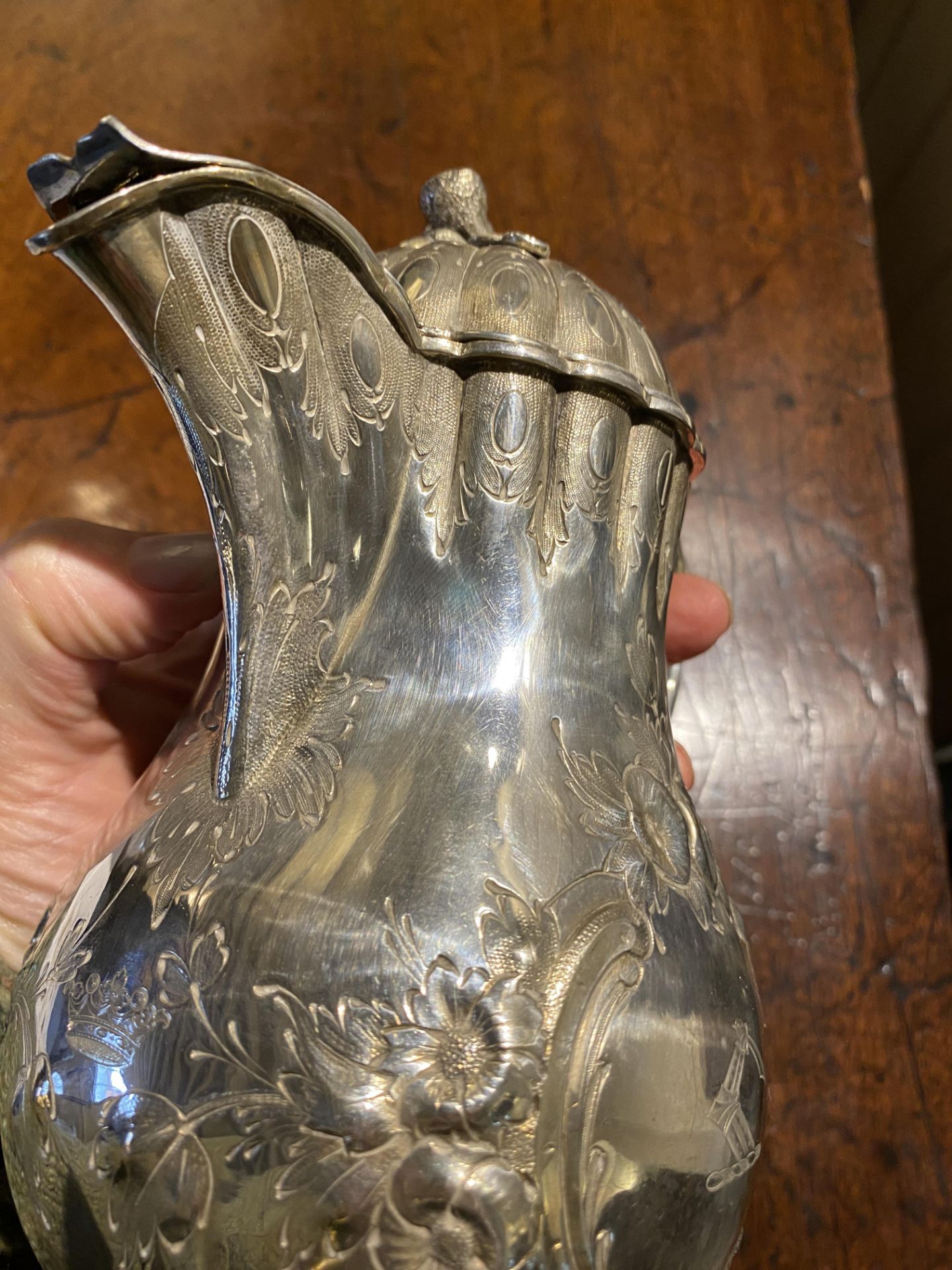 A mid 19th century American silver hot water pot by Gale & Willis and a plated claret jug - Image 16 of 17