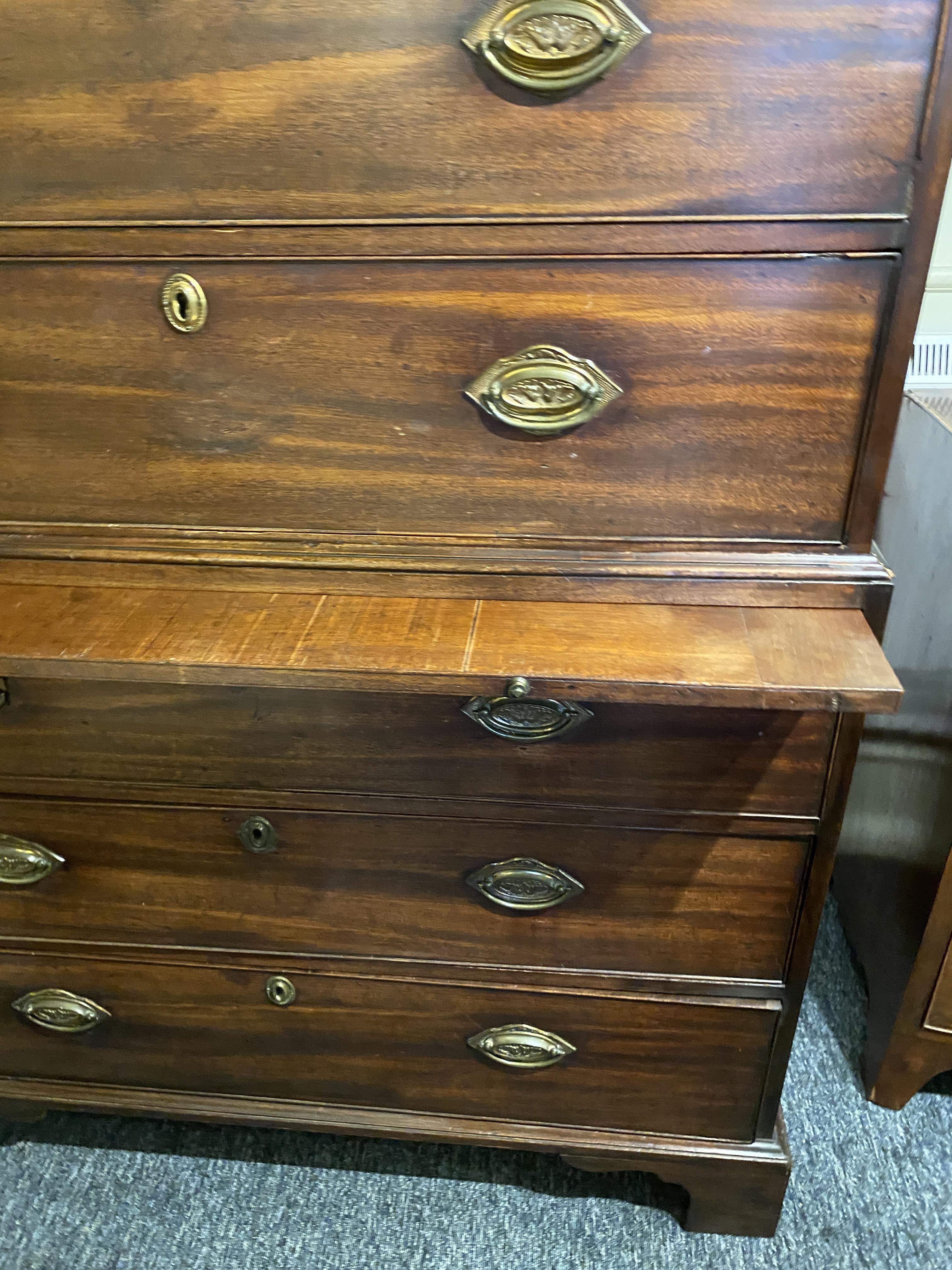 A George III mahogany chest on chest - Image 3 of 6