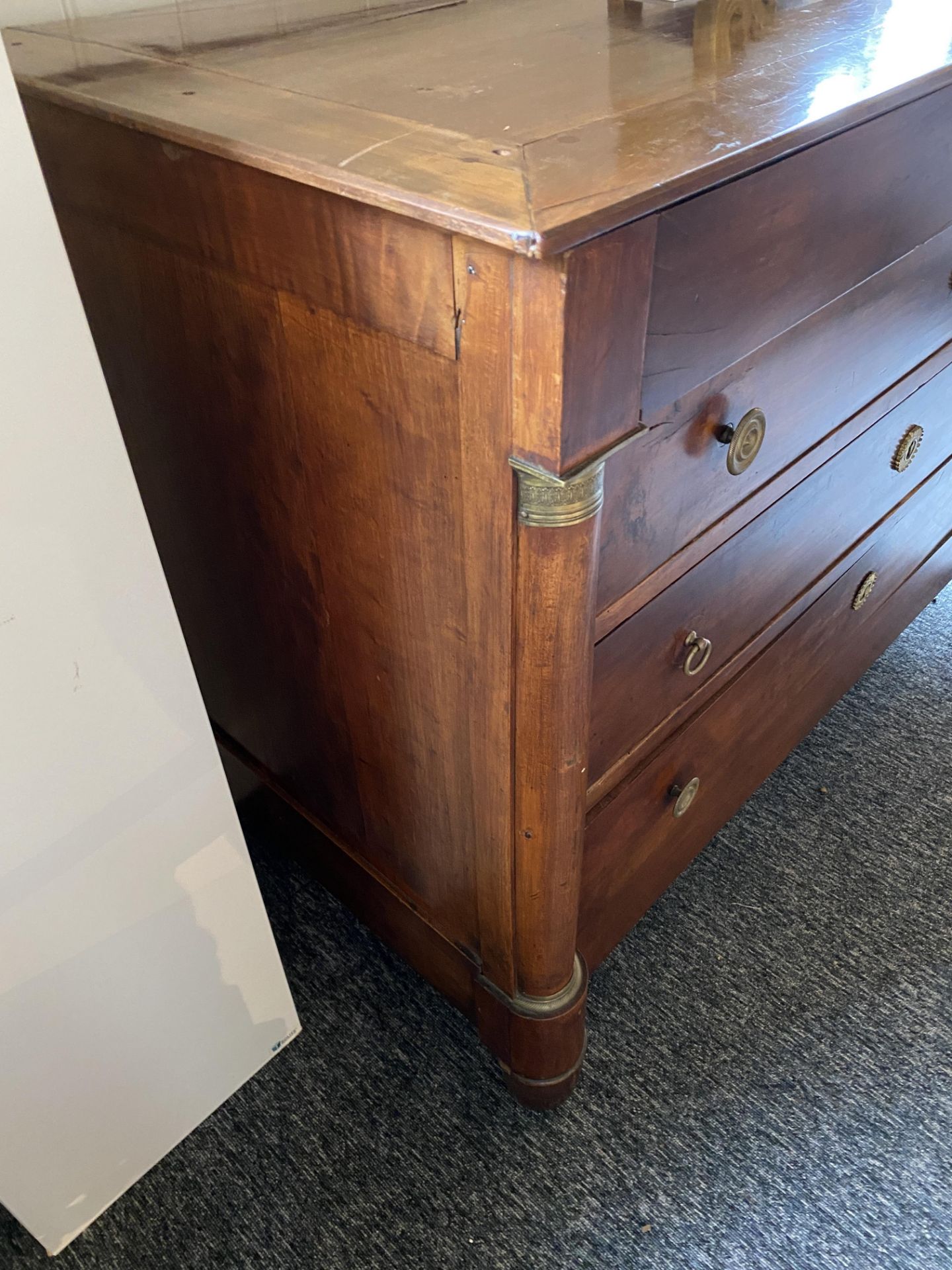 A mid 19th century French Charles X mahogany commode - Image 8 of 11