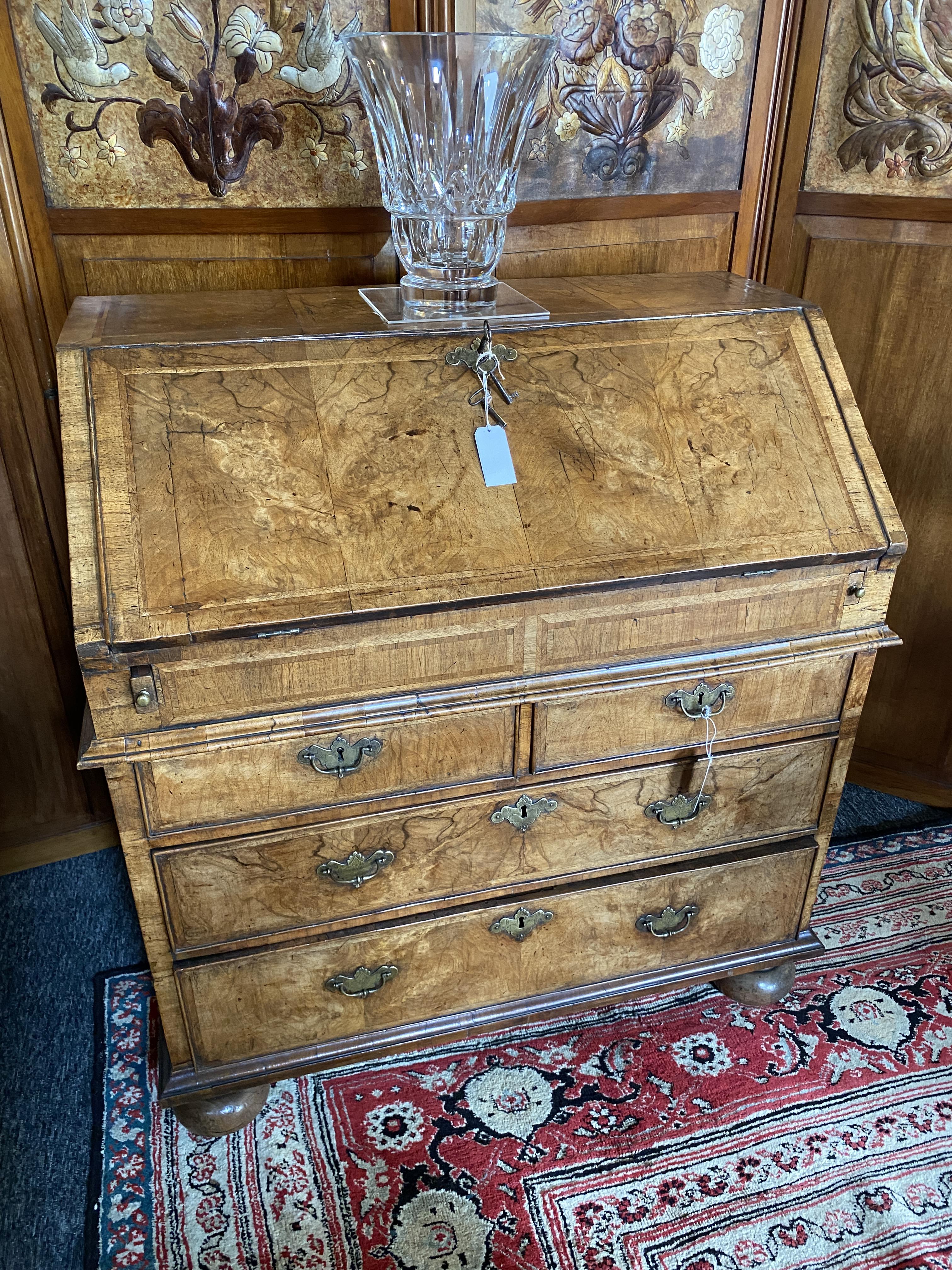 A George II walnut and featherbanded bureau - Image 20 of 33