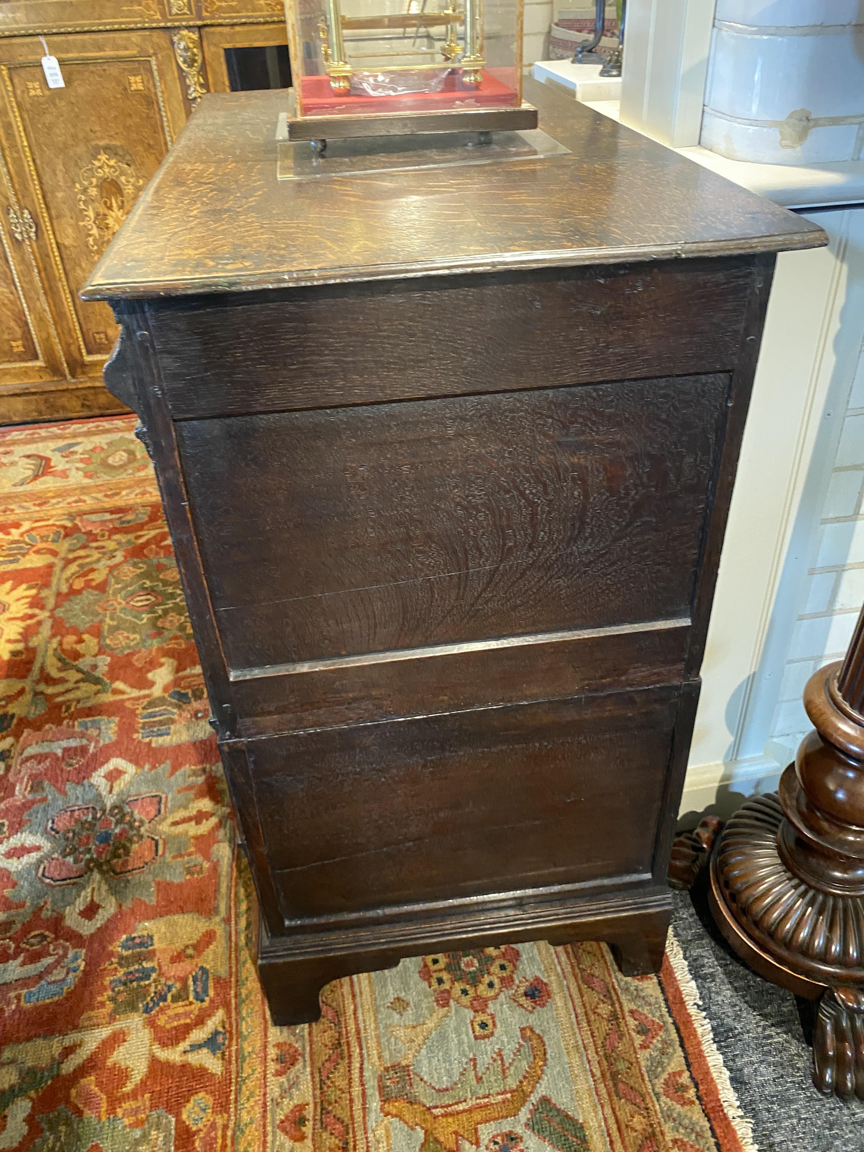 A William and Mary oak chest - Image 5 of 15