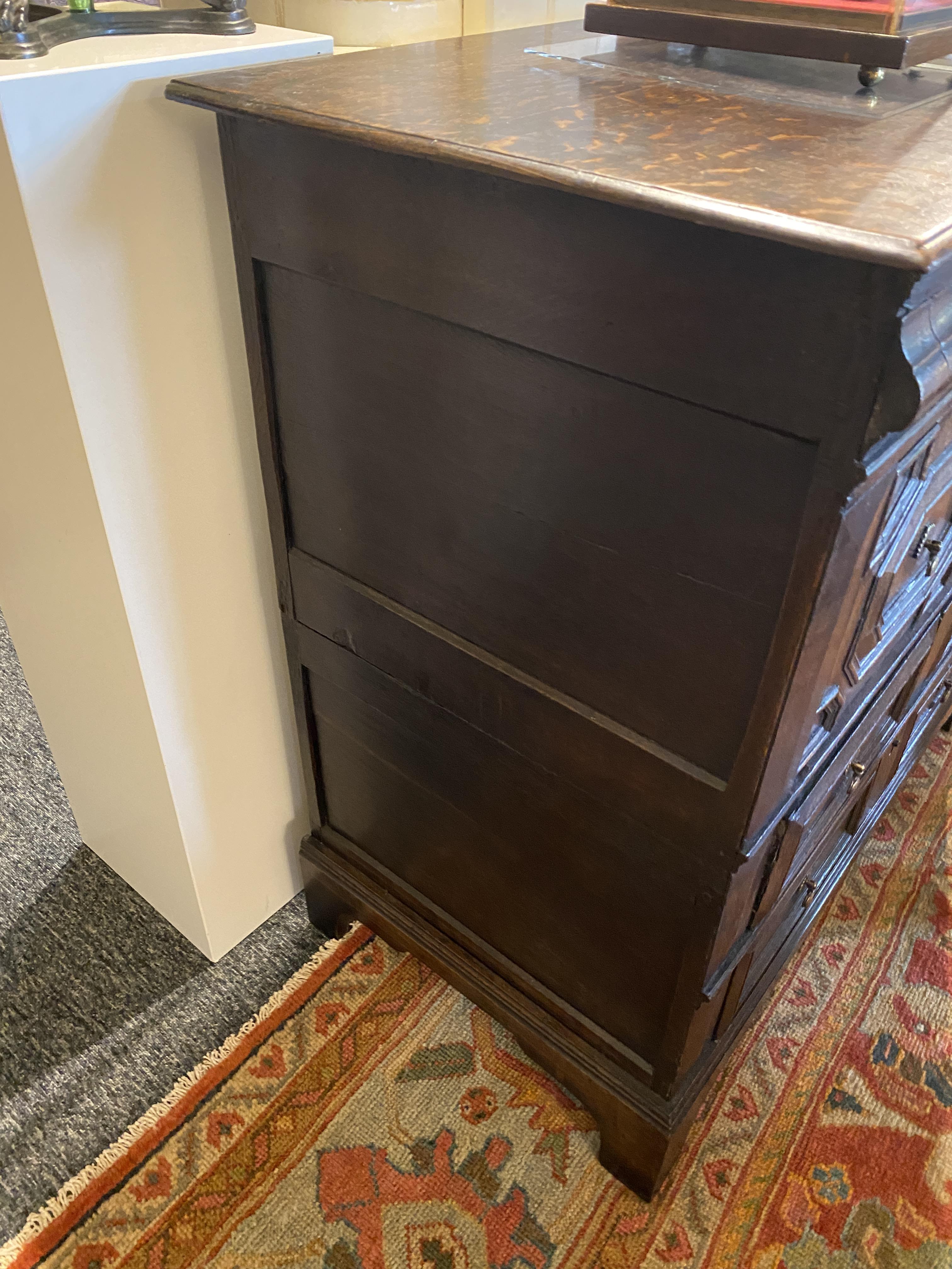 A William and Mary oak chest - Image 4 of 15