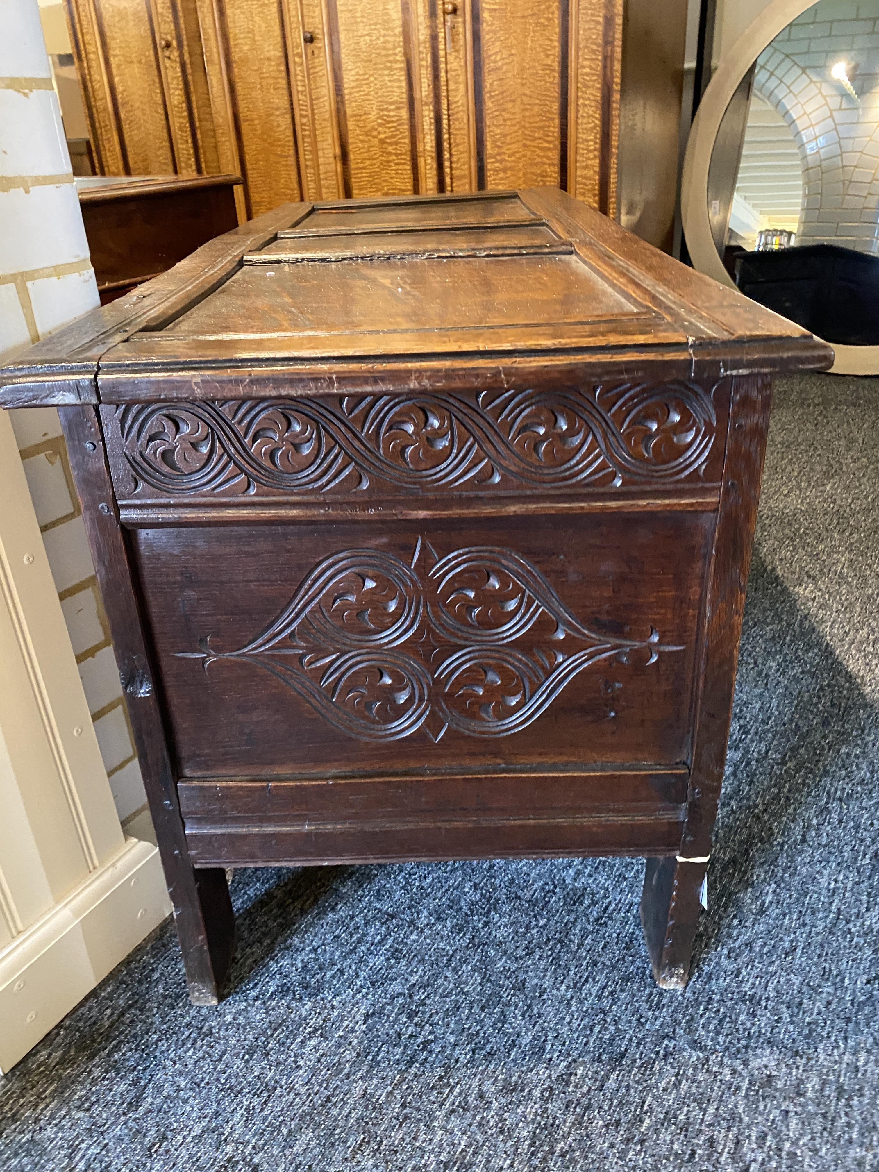 A 17th century carved oak coffer - Image 3 of 10