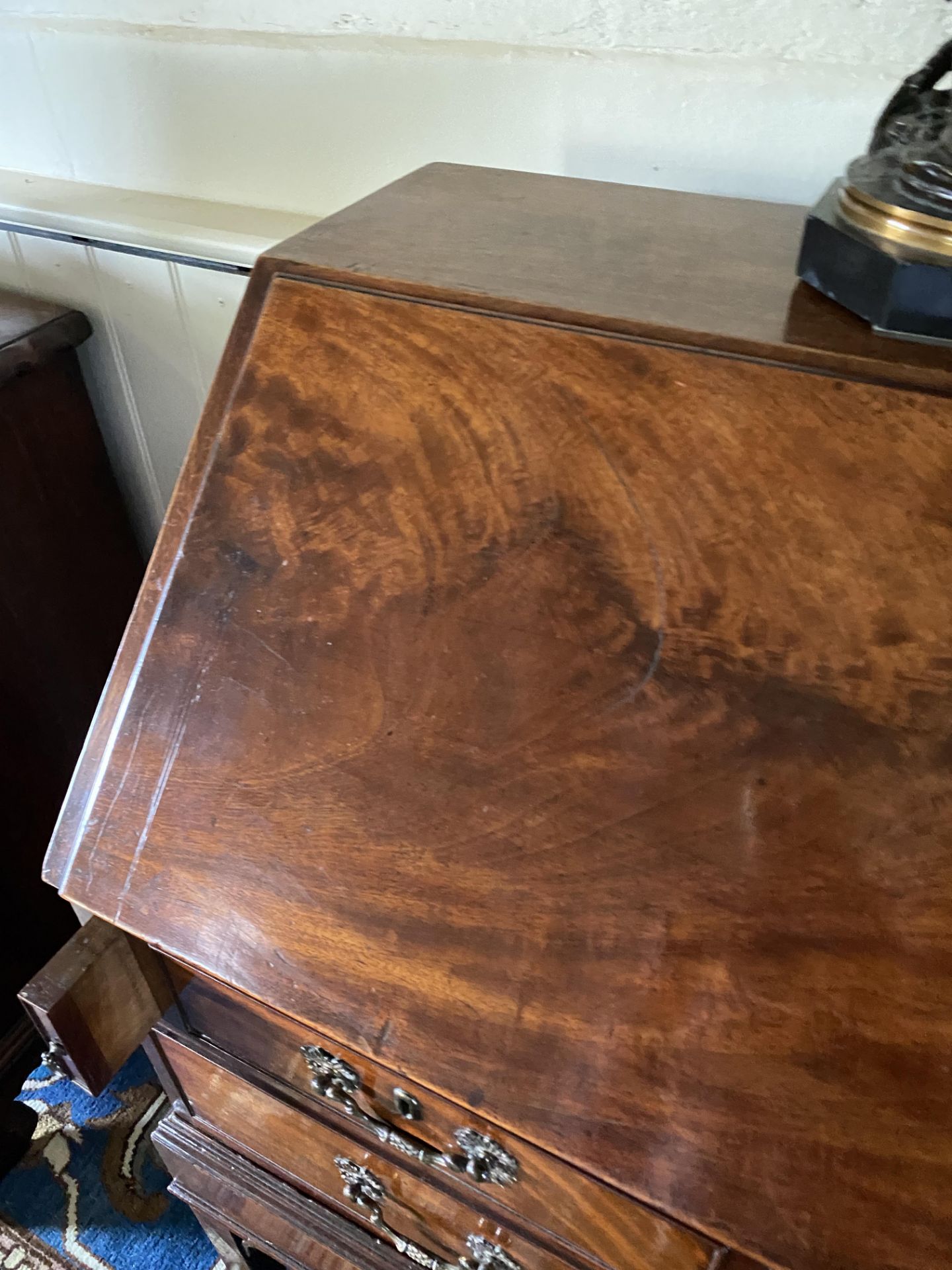 An early George III mahogany bureau on stand - Image 5 of 13