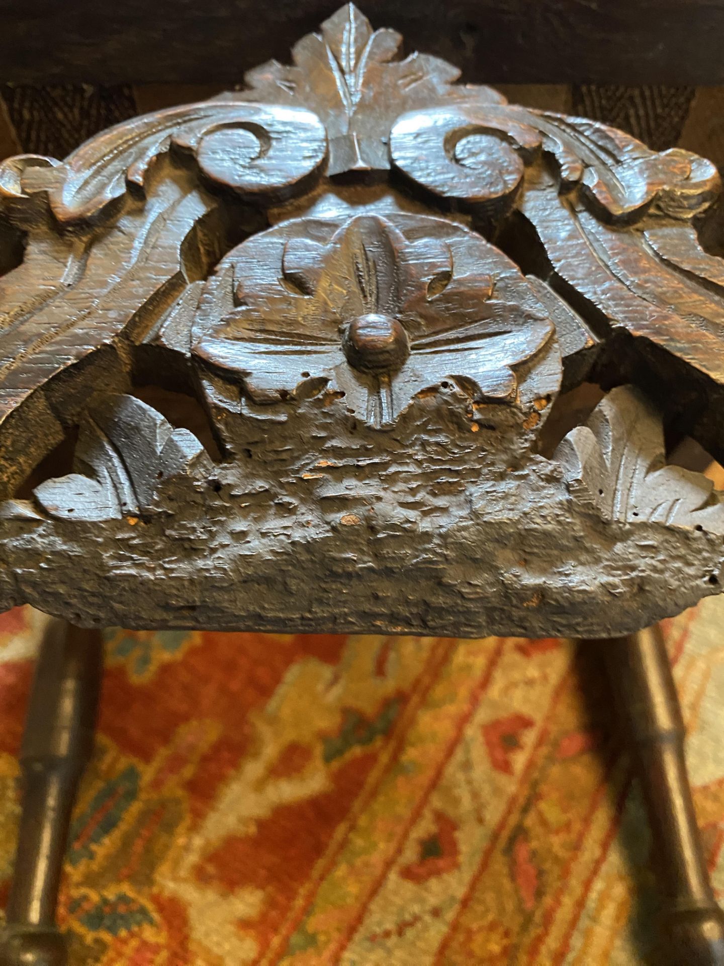 A pair of 19th century carved oak high back chairs in the Marot style - Image 9 of 16