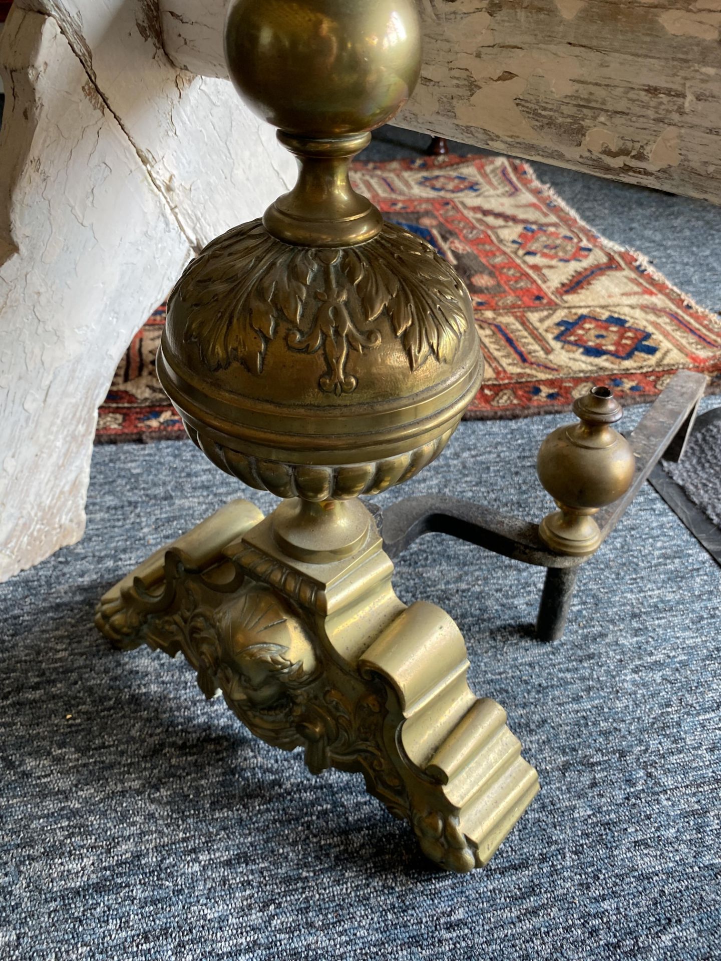 A pair of 19th century brass andirons - Image 2 of 6