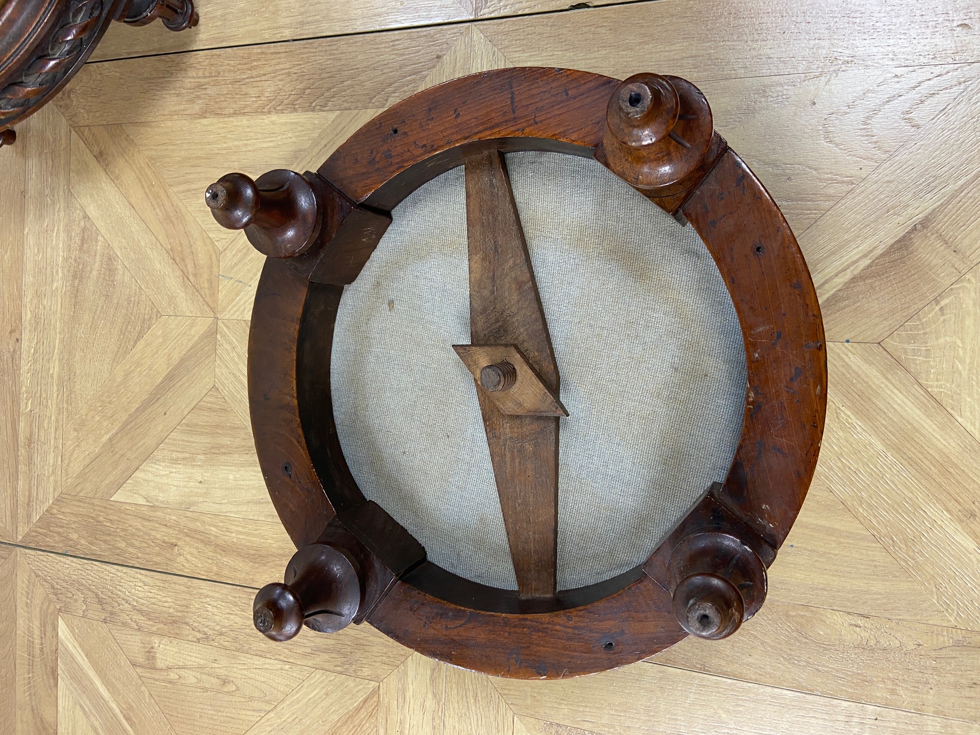 A pair of Victorian small circular mahogany foot stools Each 33cm diameter. (2) - Image 5 of 5