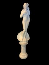 A reconstituted marble statue of the Venus de Milo