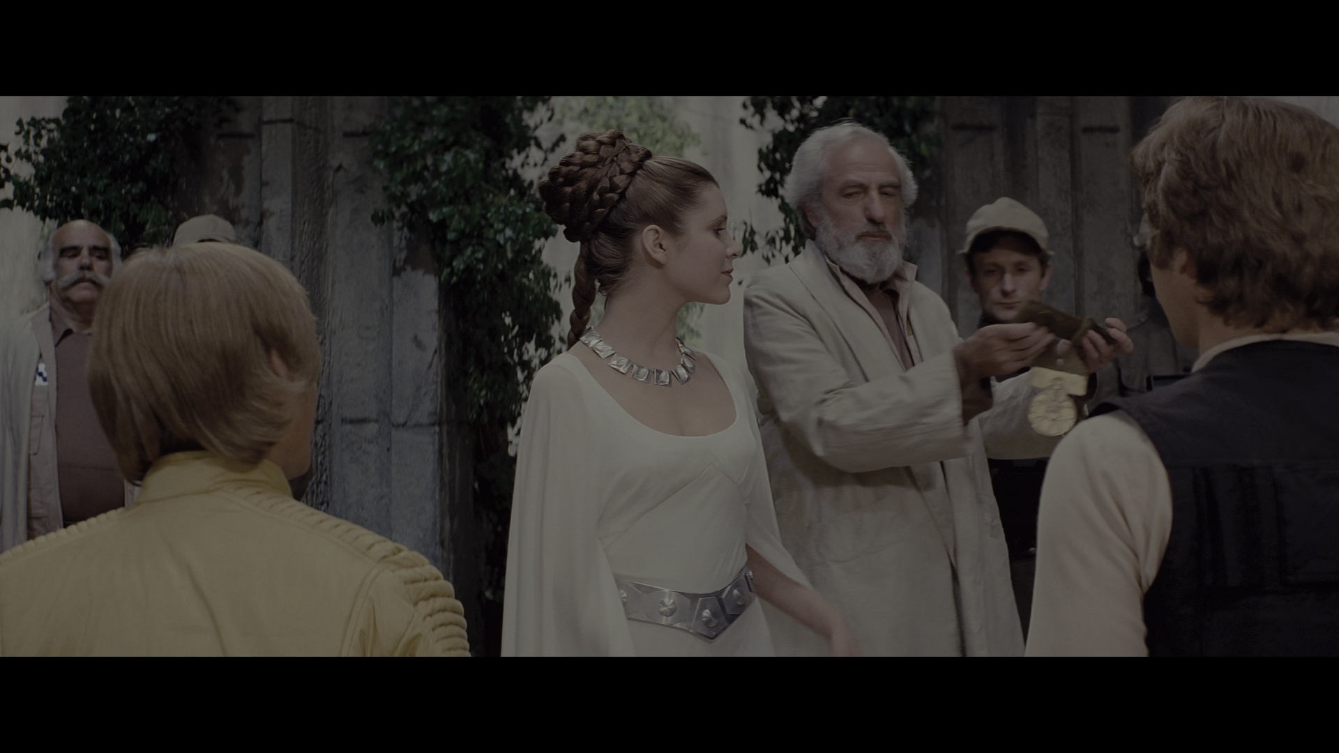STAR WARS: A NEW HOPE (1977) - Princess Leia's (Carrie Fisher) Screen-Matched Ceremonial Dress - Image 32 of 39