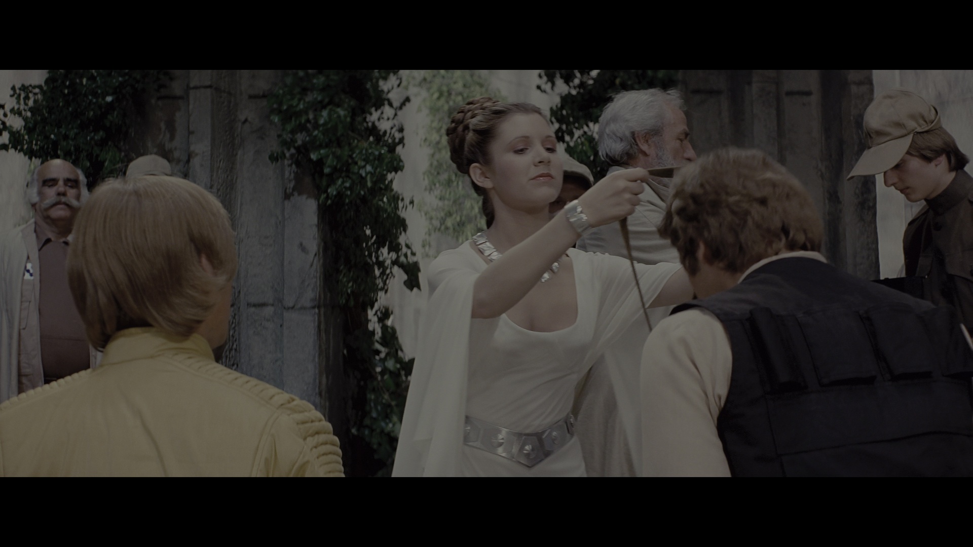 STAR WARS: A NEW HOPE (1977) - Princess Leia's (Carrie Fisher) Screen-Matched Ceremonial Dress - Image 35 of 39