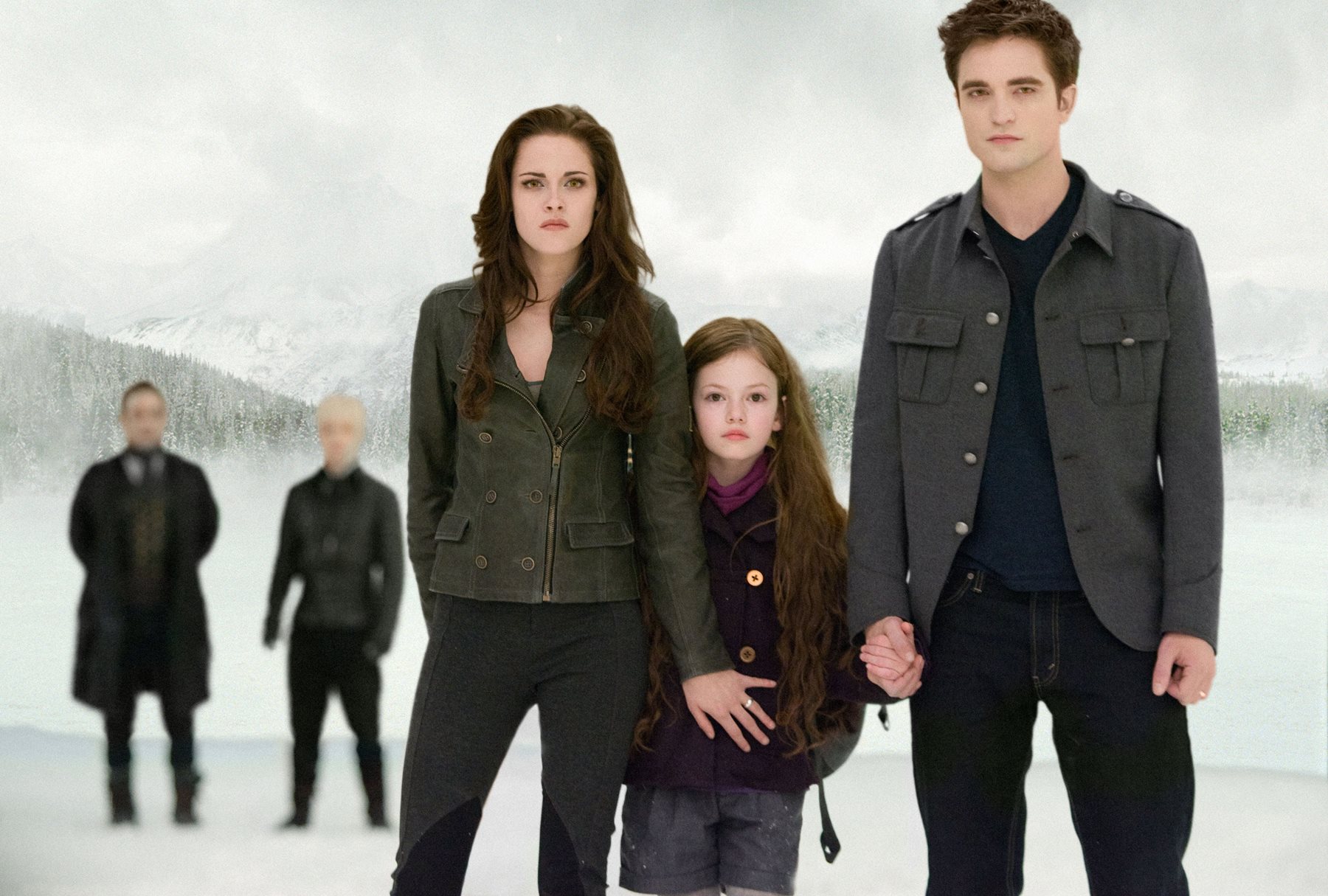 THE TWILIGHT SAGA: BREAKING DAWN-PART 2 (2012) - Bella Cullen's Final Battle Costume - Image 6 of 6