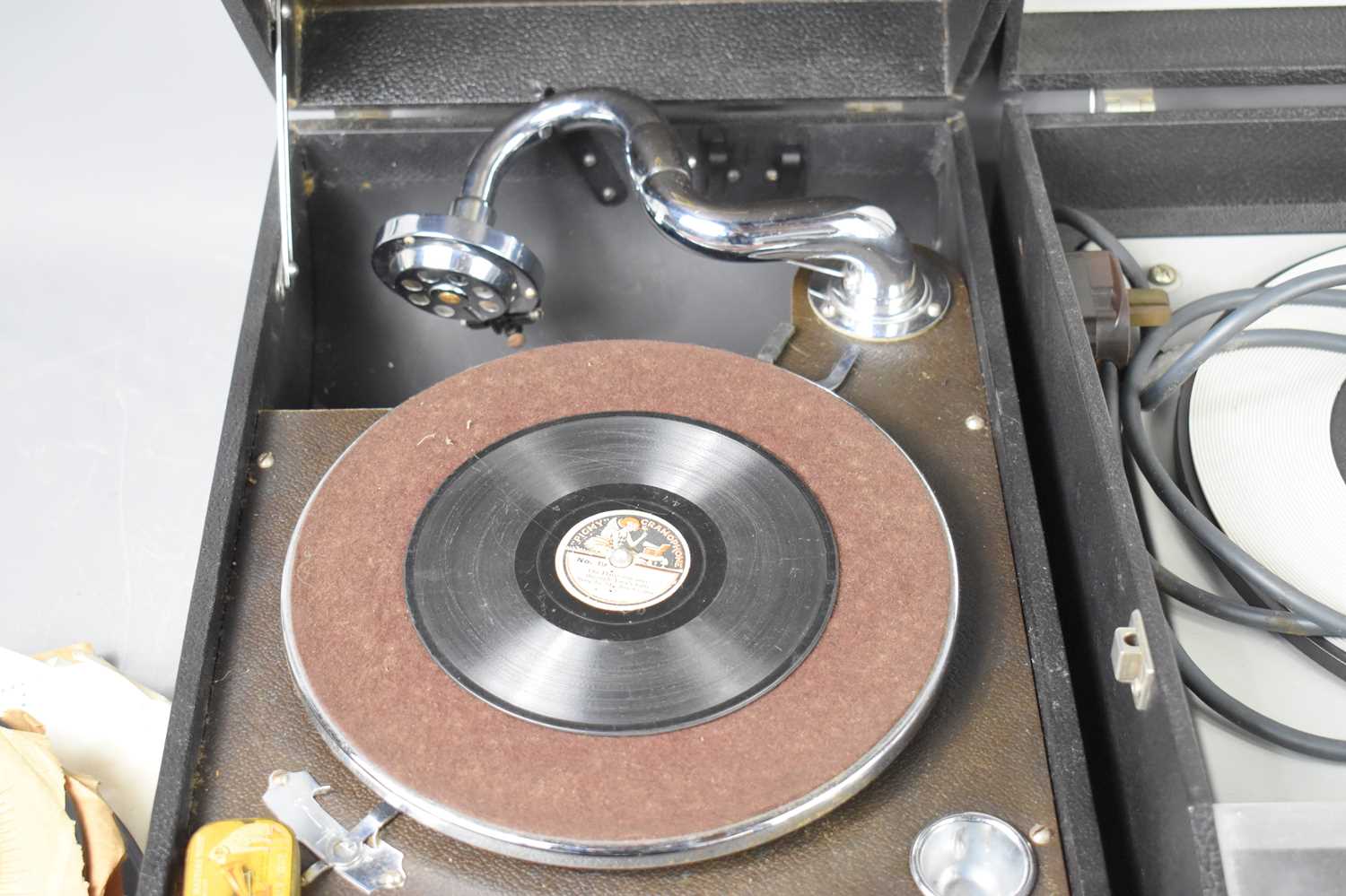 A Columbia Grafonola phonograph together with a HMV record player and a group of 78 records. - Image 3 of 3