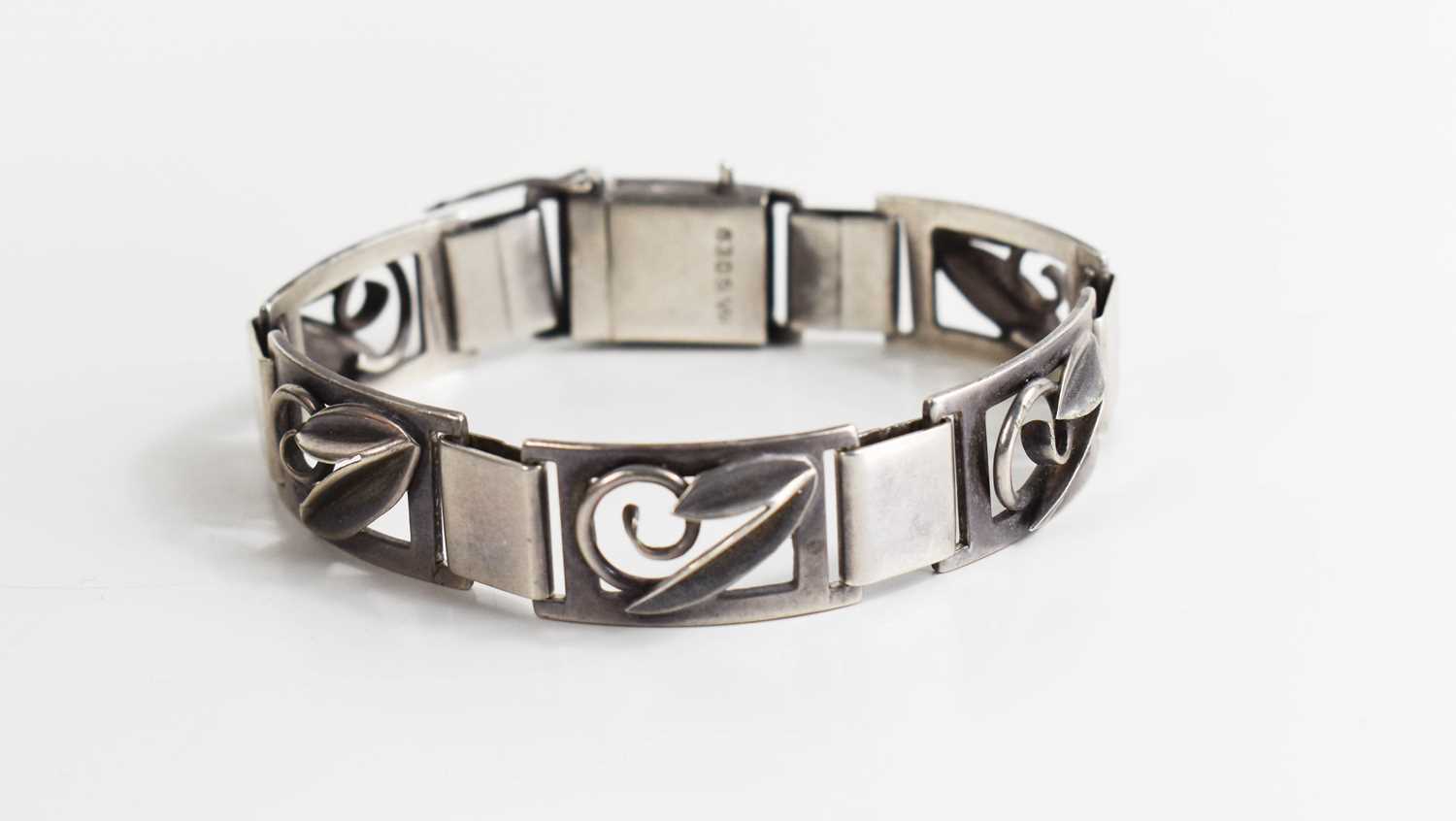 A Viggo Pedersen Danish silver bracelet, marked 830 grade silver, composed of stylised leaf links.