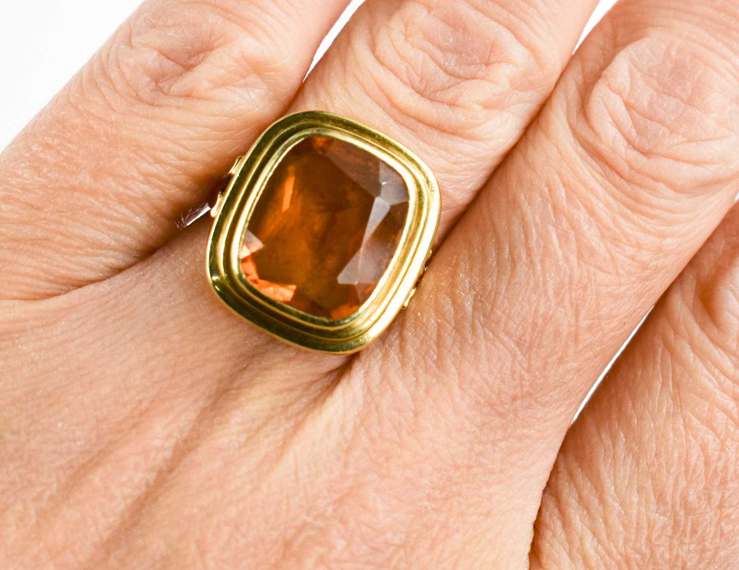 A 15ct gold and citrine ring,the rectangular cut citrine measures 8 by 5mm, size N, 5.5g. - Image 4 of 4