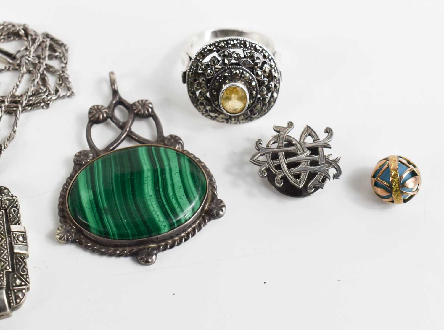 A group of jewellery to include a silver monogram collar stud, a malachite and silver pendant, a - Image 2 of 3