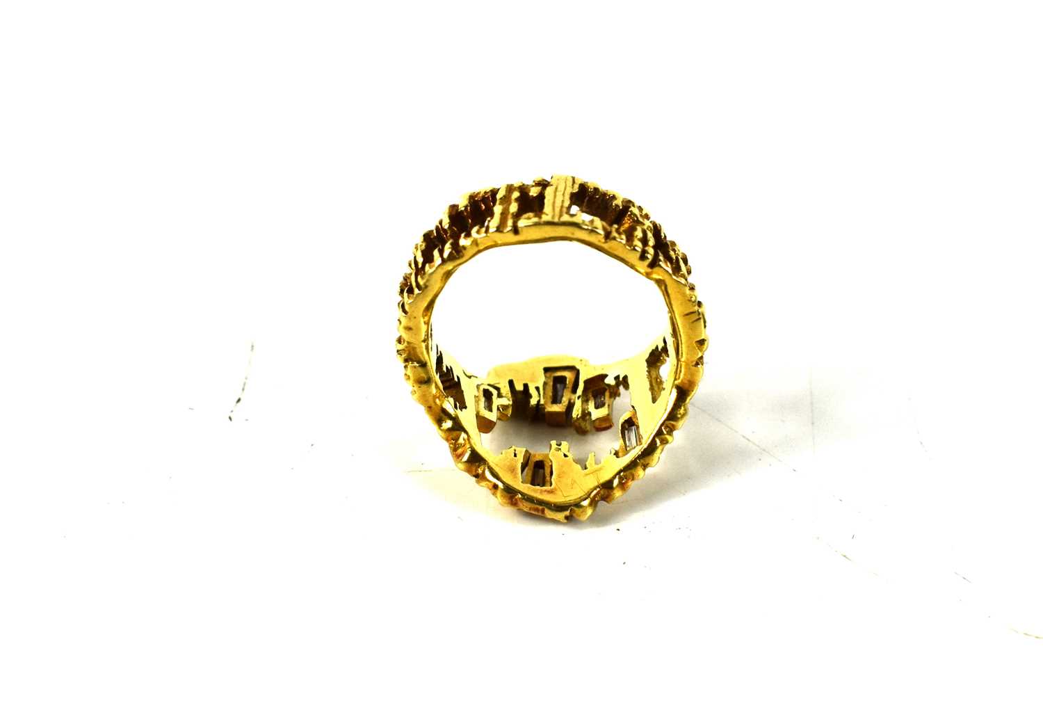 An 18ct gold and diamond brutalist dress ring in the manner of Kutchinsky, the openwork branch - Image 4 of 6