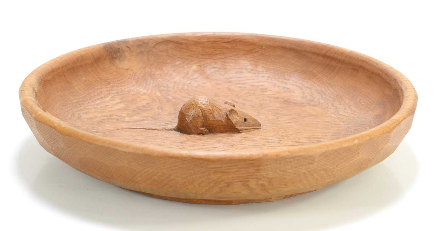 A Robert "Mouseman" Thompson oak fruit bowl with a carved mouse to the centre of the bowl, 29cm - Image 2 of 2