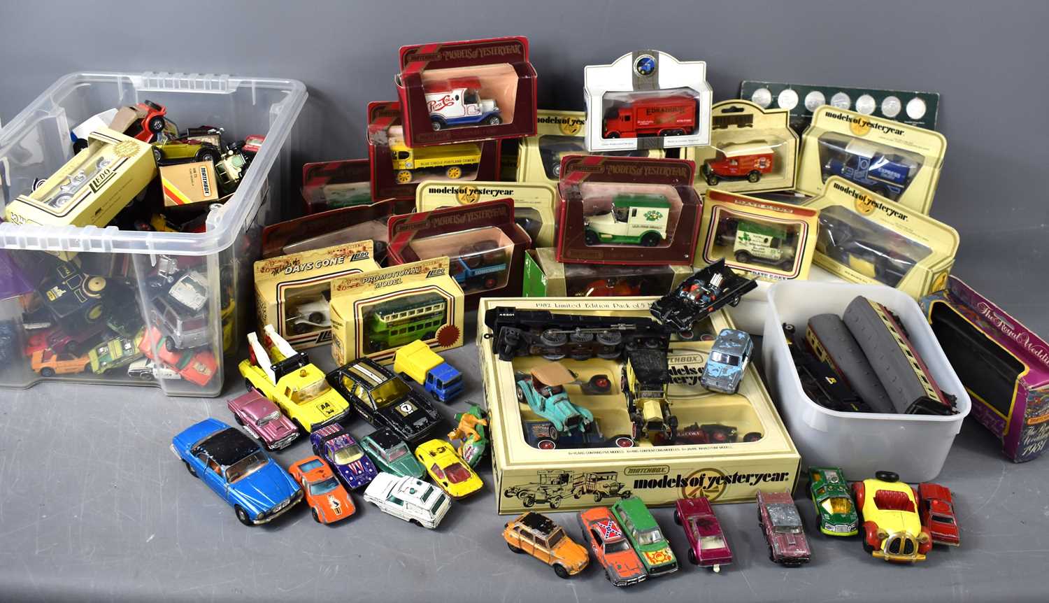 A group of diecast vehicles to include Corgi, Dinky and Models of Yesteryear together with two 00