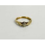 A 9ct gold and diamond illusion set solitaire ring, size M, 2.58g.