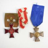 A German WWI Hamburg Hanseatic Cross medal together with a German / Prussian 20 year Long Service