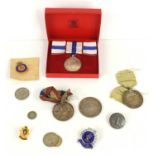 A group of collectables to include a Queen Victoria Watch and Be Sober medal, a Silver Jubilee Medal