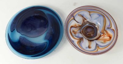 An Uredale glass dish, of amethyst and milk glass swirl design, 35cm diameter and a studio glass
