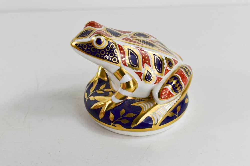 A Royal Crown Derby paperweight in the form of a frog, gold stopper, 8cm high. - Image 3 of 3