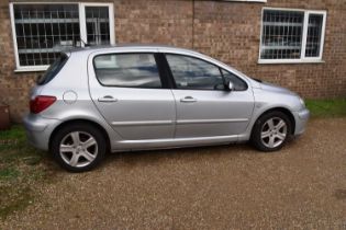 A Peugeot 307 2.0l HDI, mot until 22nd April 2024, runs and drives, no other tests have been done