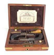 A fine cased pair of boxlock percussion pocket pistols by Joseph Egg, London, with turn off barrel