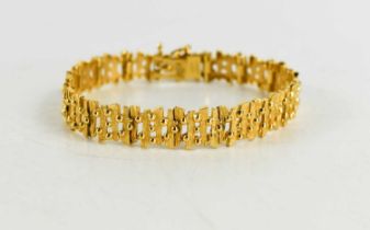 A 9ct gold bracelet, composed of modernist links, with safety clasp, marked 375, 20g.